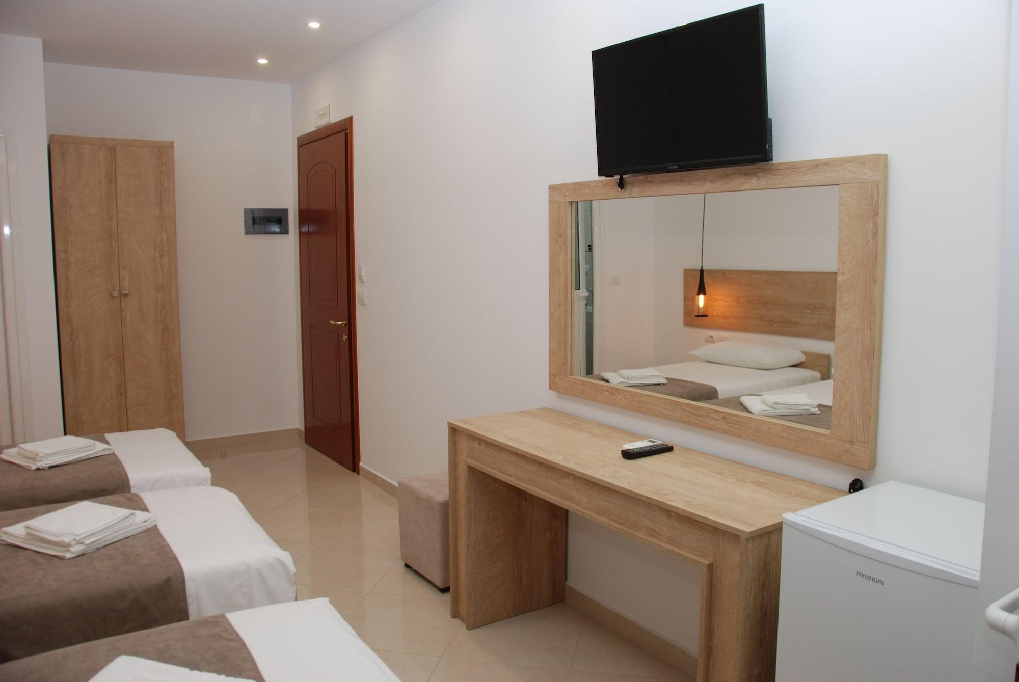 Mano Hotel Sarandë