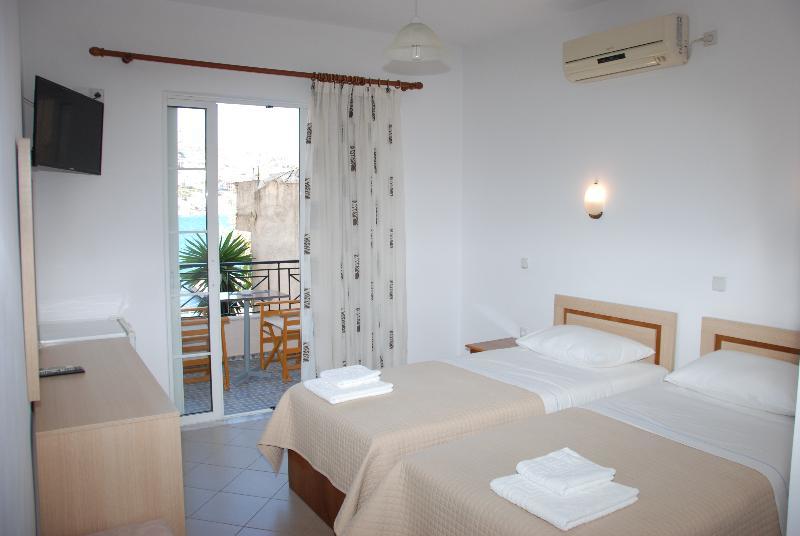 Mano Hotel 3*